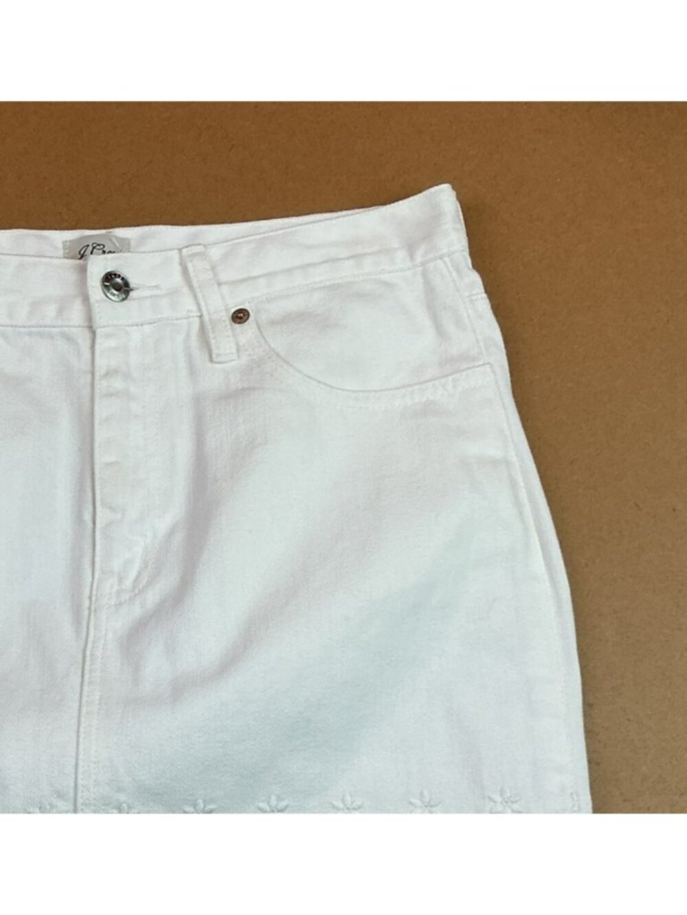 J.Crew White Denim Mini Skirt With Embroidered Eyelet Hem Size 28 - Picture 6 of 9